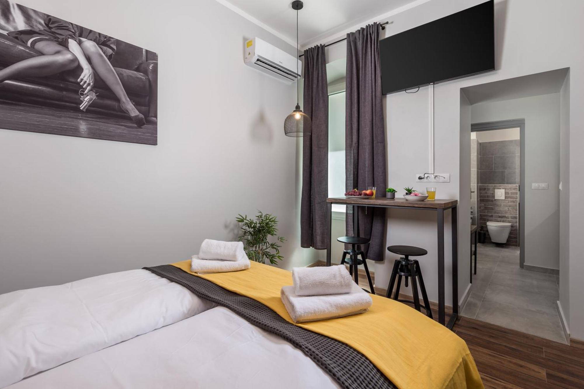 Porto Marina Apartments Rijeka Exterior photo